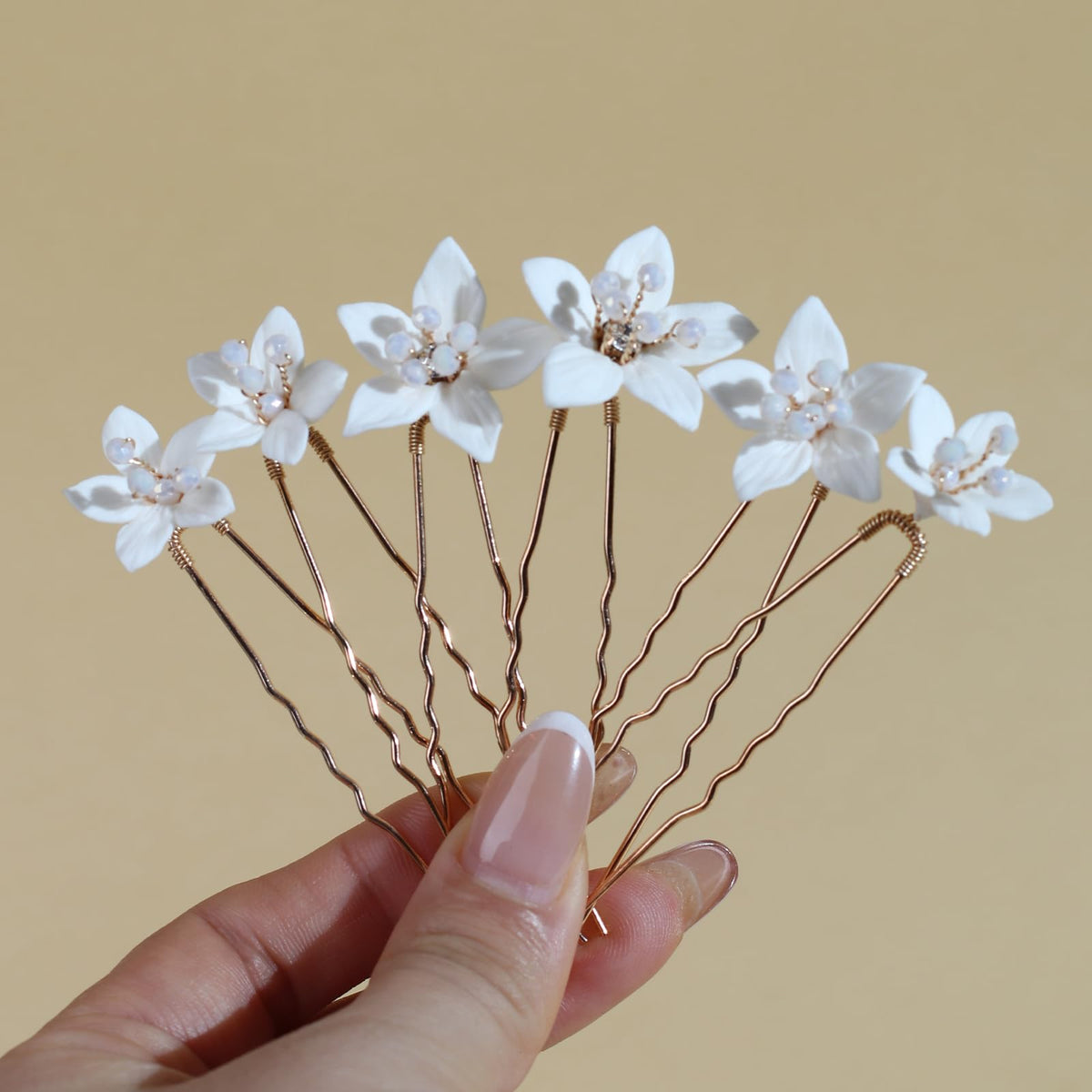 Handmade Pearl Bridal Wedding Hair Pins 6Pcs White Ceramic Flowers Gold Leaf Pearls Clips Wedding Hair Accessories for Women Brides Bridesmaid