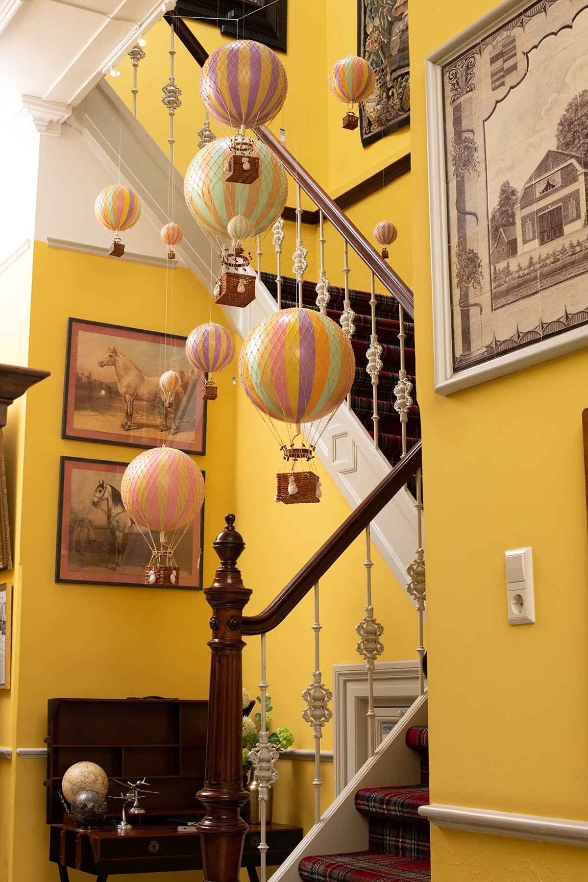 Authentic Models, Floating The Skies Air Balloon, Hanging Home Decor - Historic Hot Air Balloon Model for Home Decor, Detailed Vintage Decorations to Hang from Ceiling